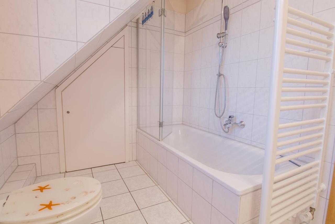 Zur Hanse Wohnung 1 3 - Lingnau Zingst Esterno foto